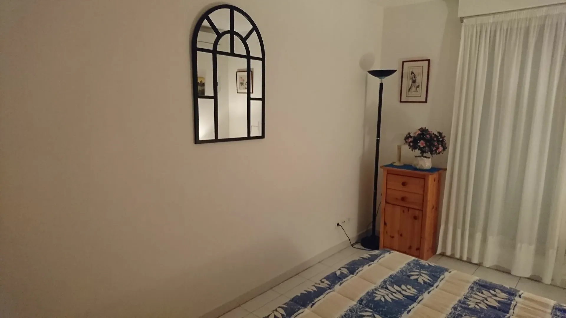Apartment With One Room In Hyeres, With Wonderful City View, Enclosed