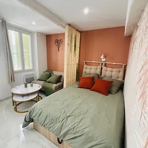  Appartement Le Charvet, Cosy En Plein Coeur De